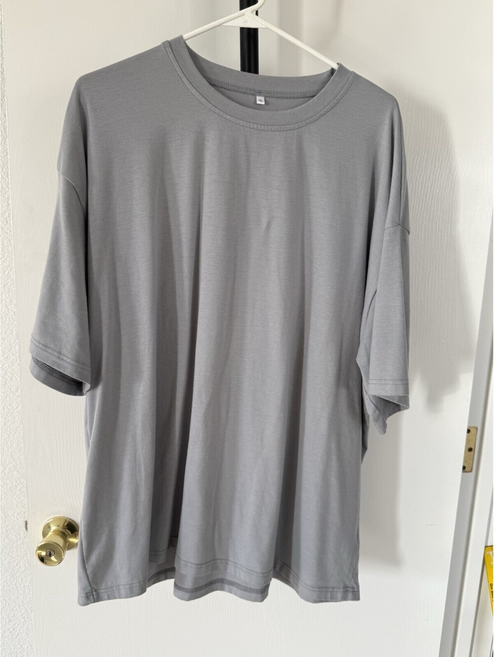 tle: Oversized Gray T-Shirt Men’s XL Drop Shoulder Relaxed Fit Minimalist